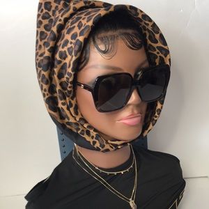 New- Gucci Logo GG0533SA Sunglasses
Havana - Brown